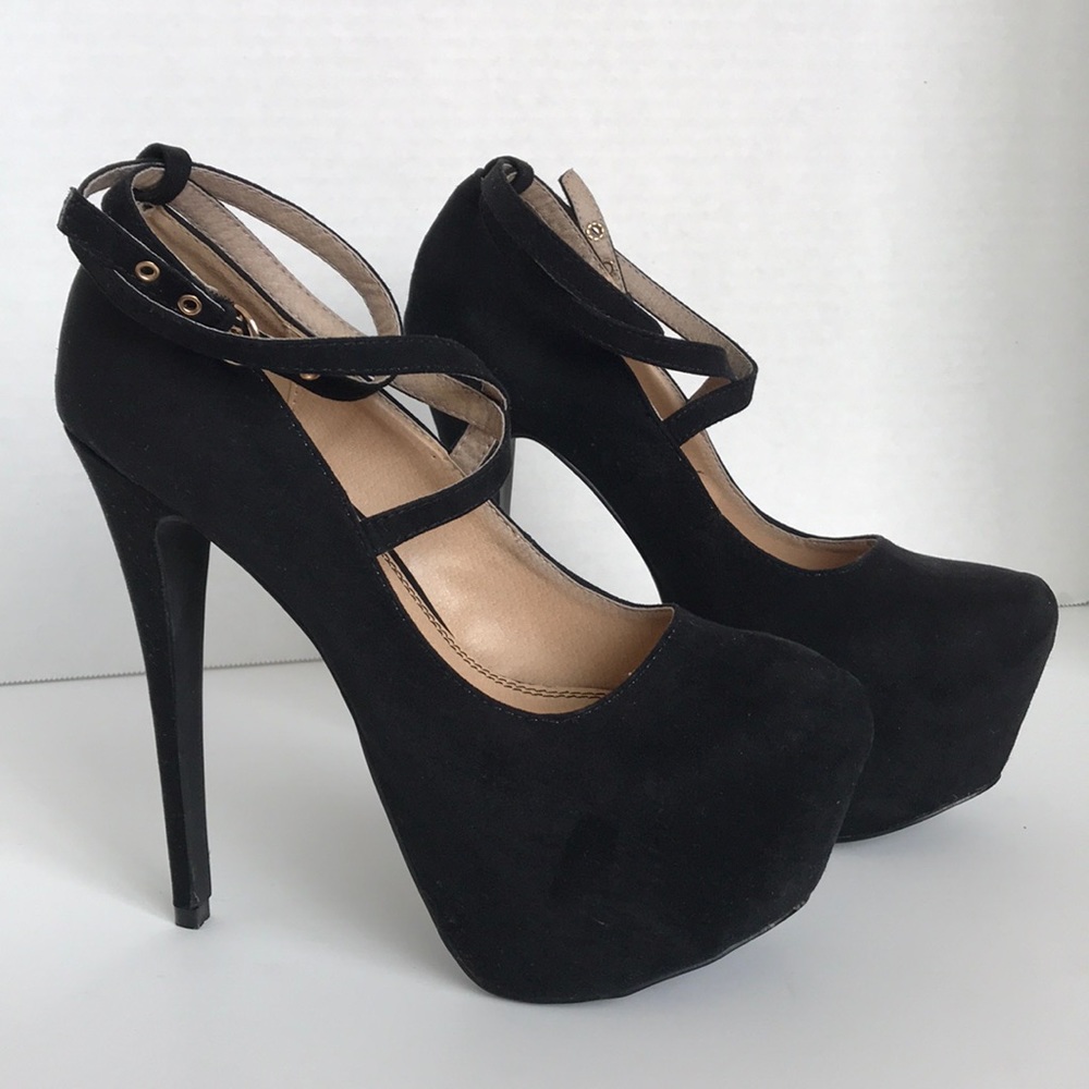 Stunning Black Leather Platforms